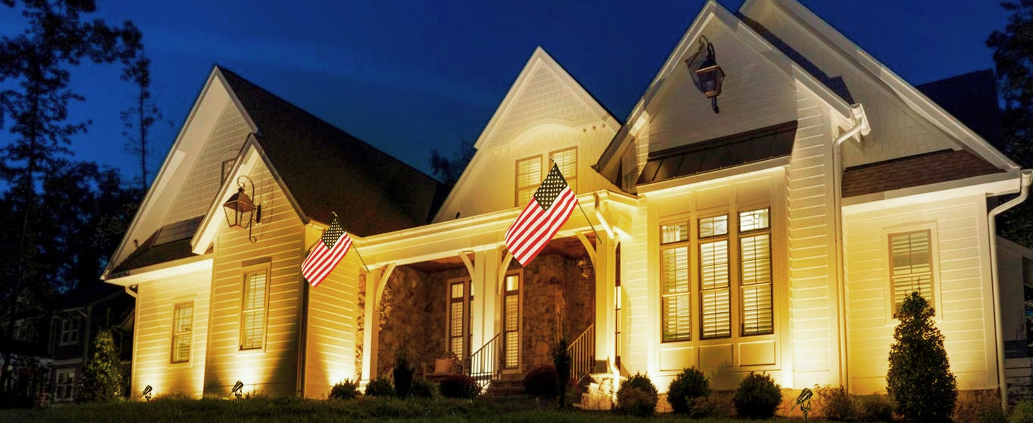 solar spotlight for flag