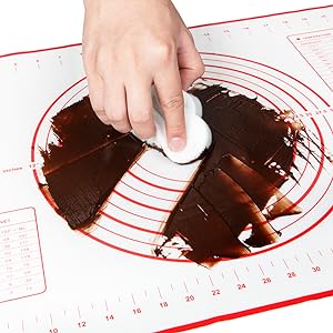 easy to clean pastry mat