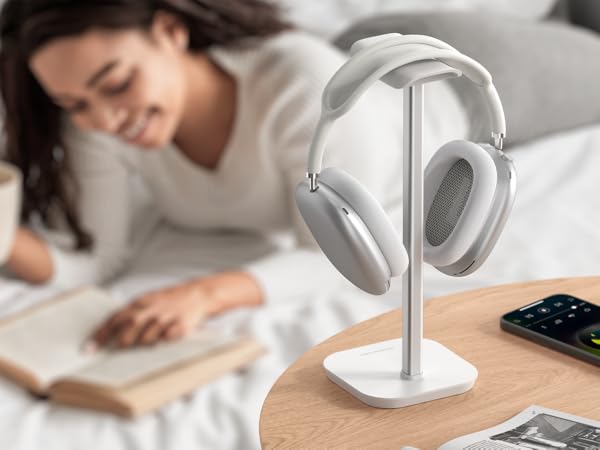 headphones stand