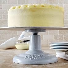 Revolving Cake Turntable for cake decorating