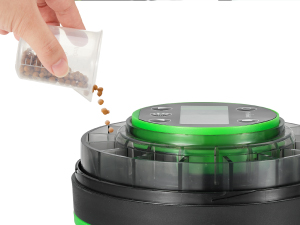 FISH FEEDER