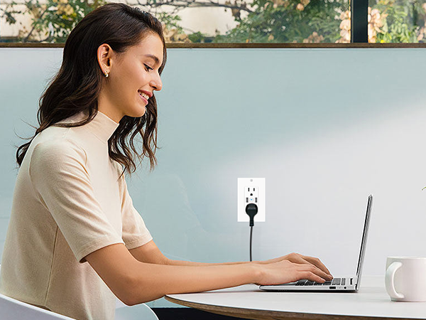 wall outlet with usb ports