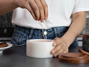 salt and pepper bowls