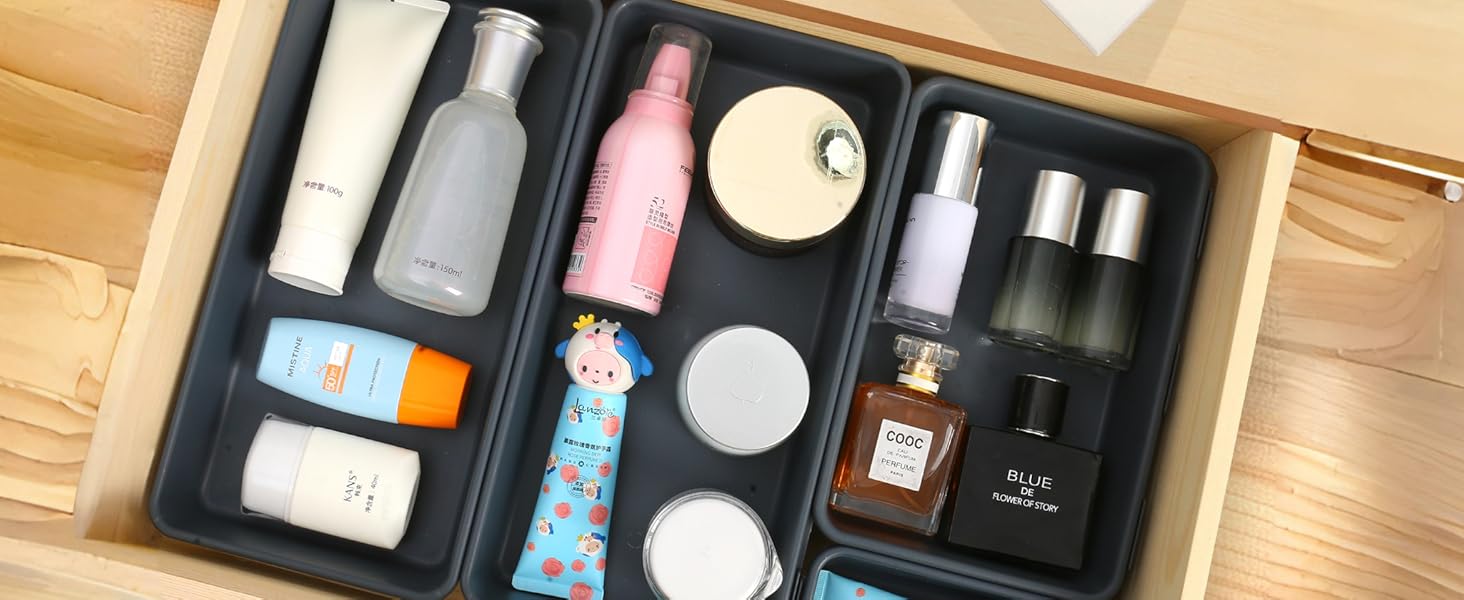 makeup organizer