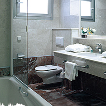 Effective and easy-to-use anywhere in the bathroom