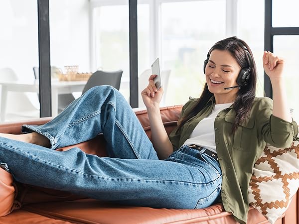 wireless headphones with mic