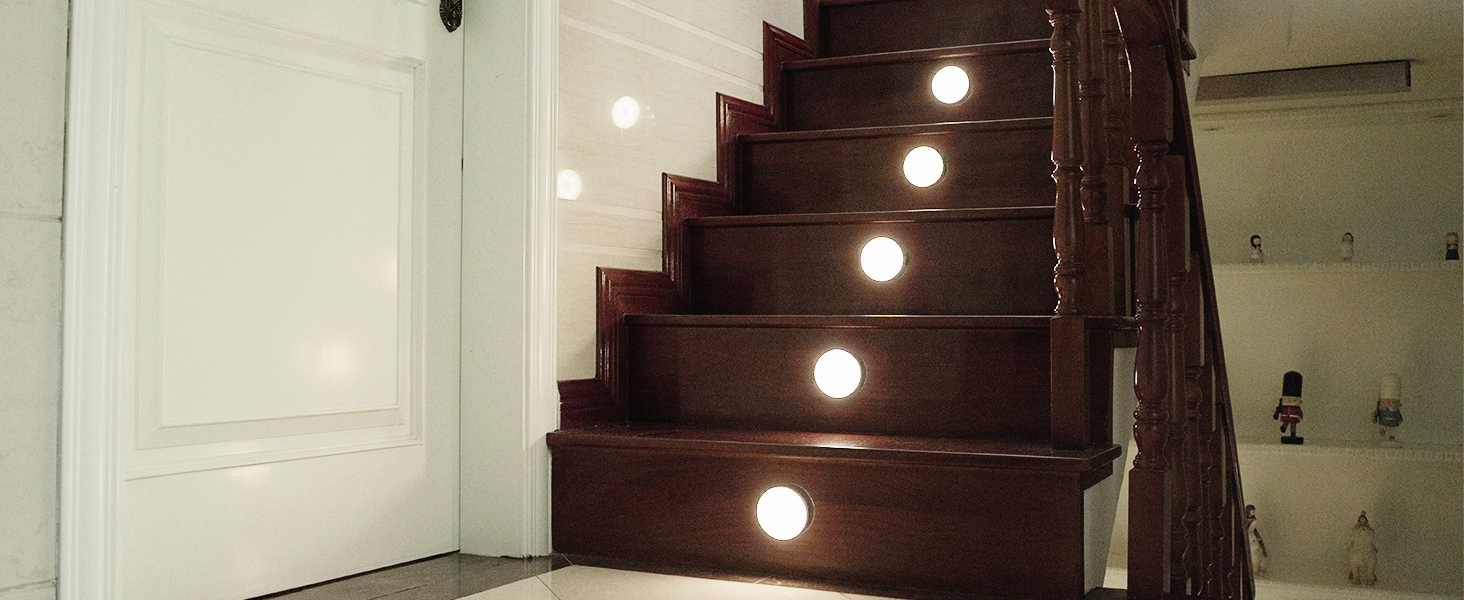 puck lights with remote 12