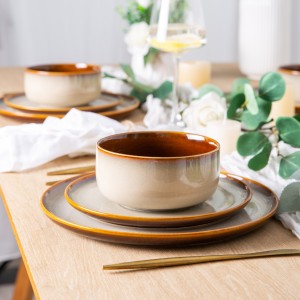 dinner plates