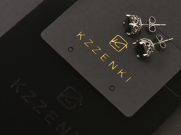 black diamod earrings