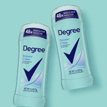 Degree Clean Shower Antiperspirant Deodorant Packshot