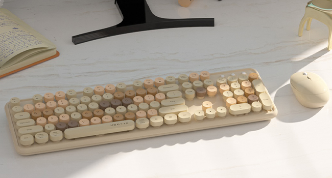 wireles computer keyboard and mouse