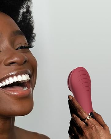 Clie 1 facial cleansing brush berry