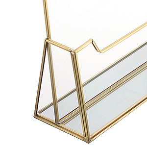 Brochure Holder06