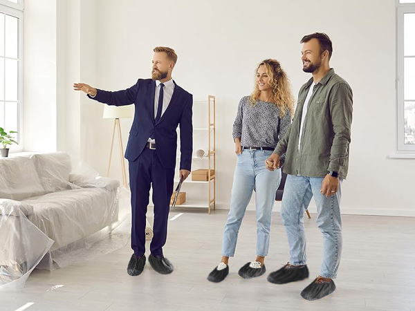 REAL ESTATE AGENT