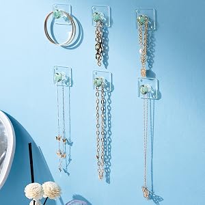 necklace holder