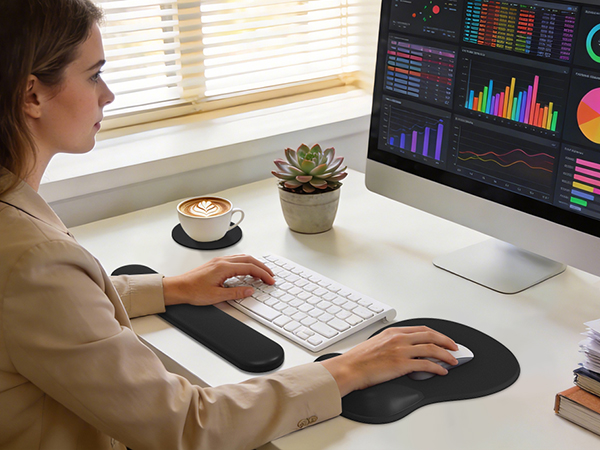 wrist support for keyboard and mouse