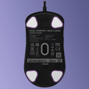 Picture of the bottom of the harpe ace mini and its 100% teflon mouse feet