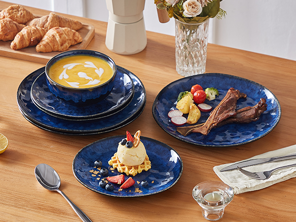 Dinnerware Sets for 4