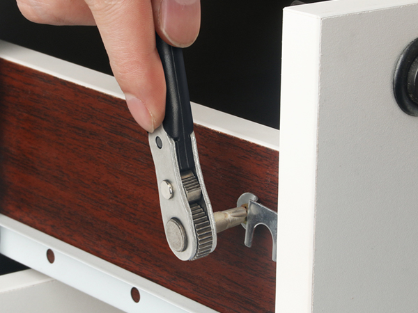 90 degree screwdriver