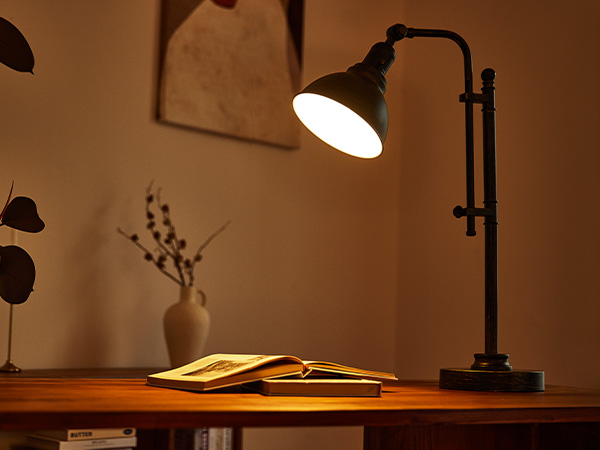 desk lamp