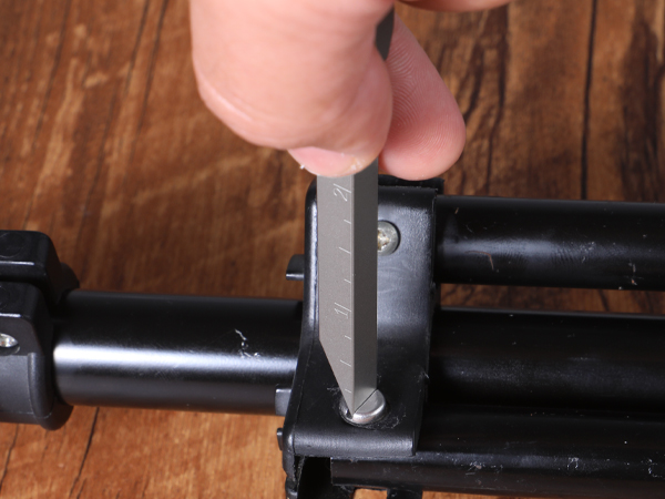 Titanium Pry Bar