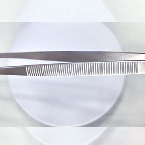 High quality stainless steel material and anti-slip design