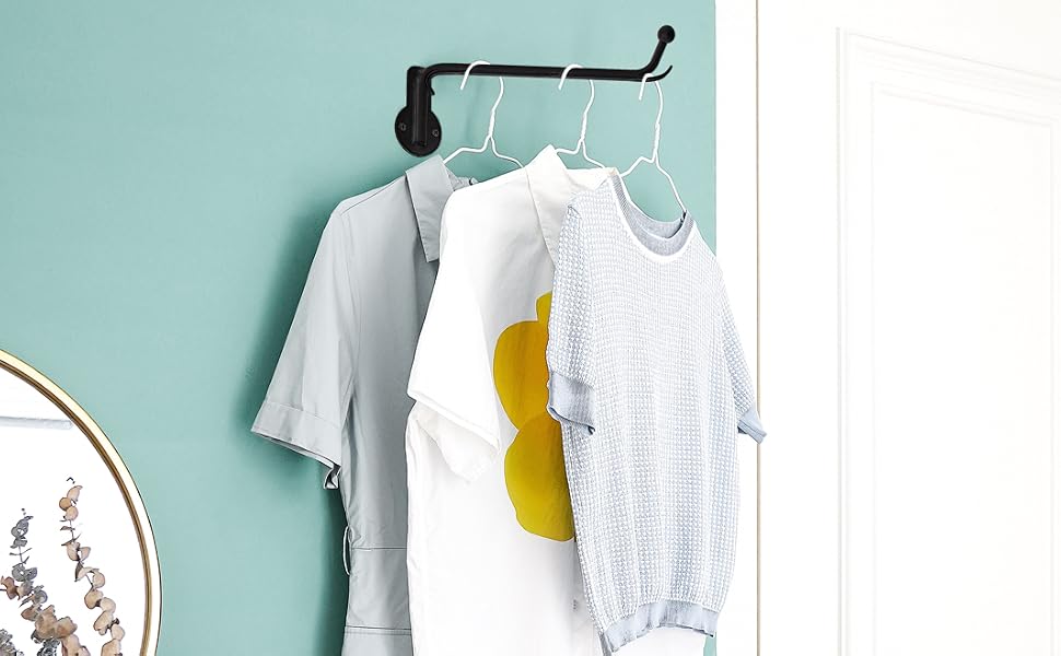 wall cloth organizer