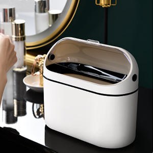 mini wastebasket