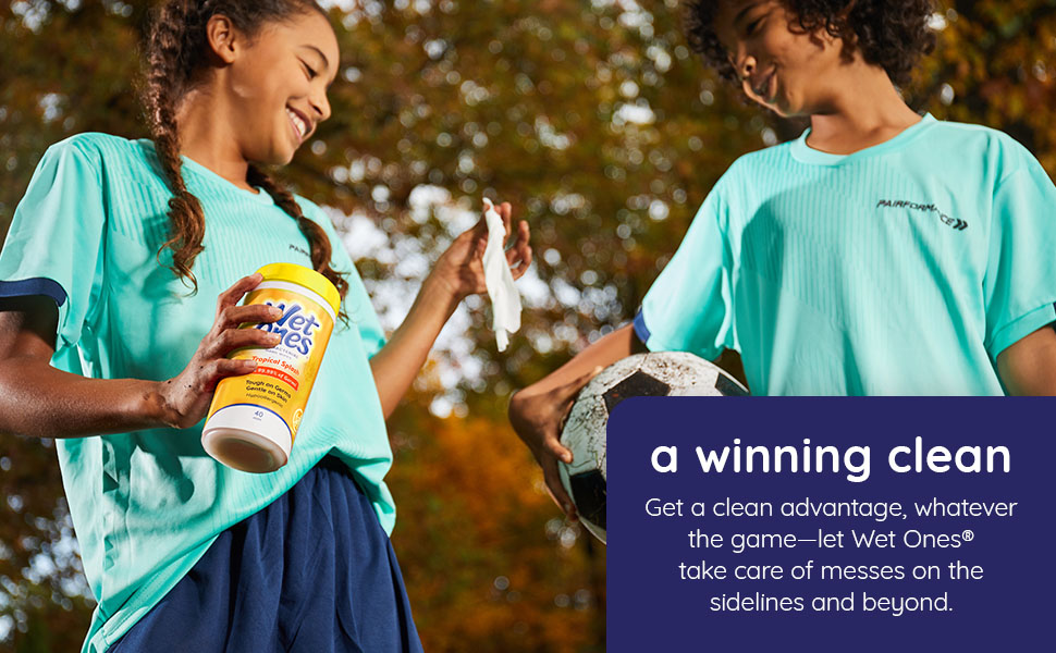 Wet Ones Antibacterial Hand Wipes clean hands tropical splash scent on the go