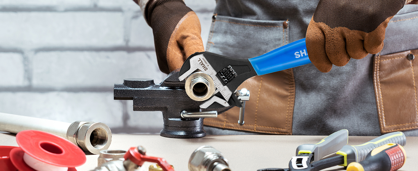 adjustable wrench