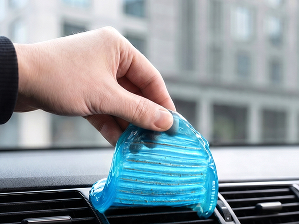 Car cleaning gel instantly cleans every crevice with zero effort—no stubborn dust left behind