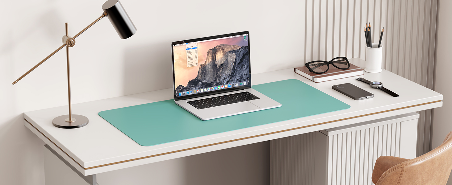 green desk mat