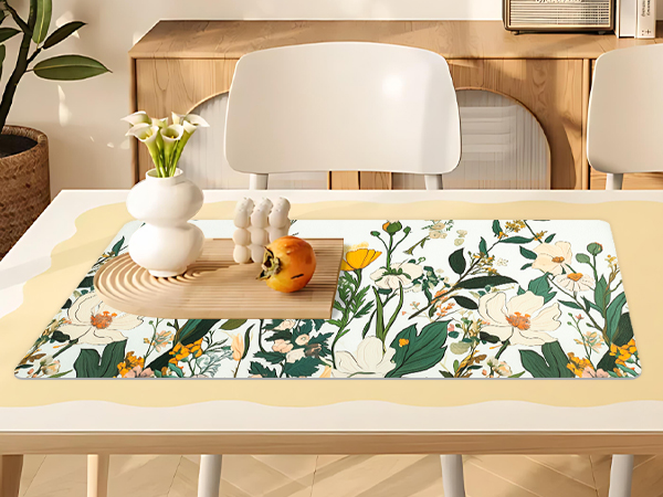 green desk mat