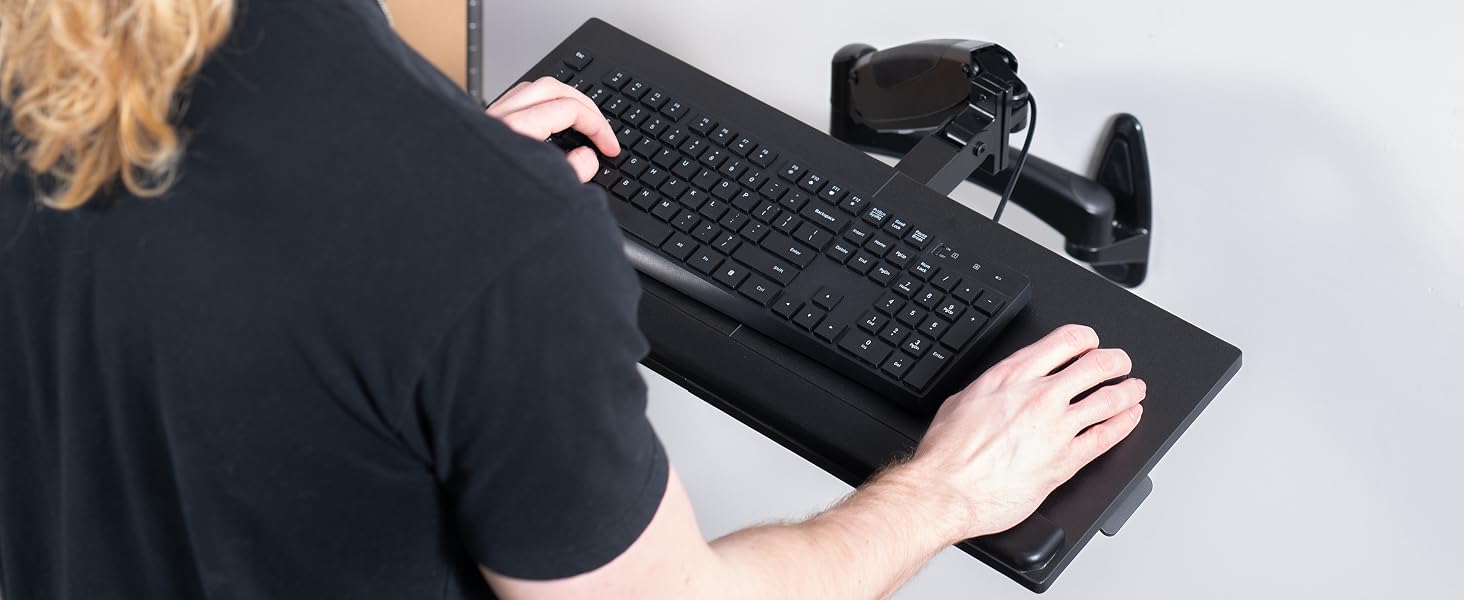 full size keyboard and mouse
