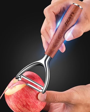 Vegetable Peeler with Ergonomic Wood Handle