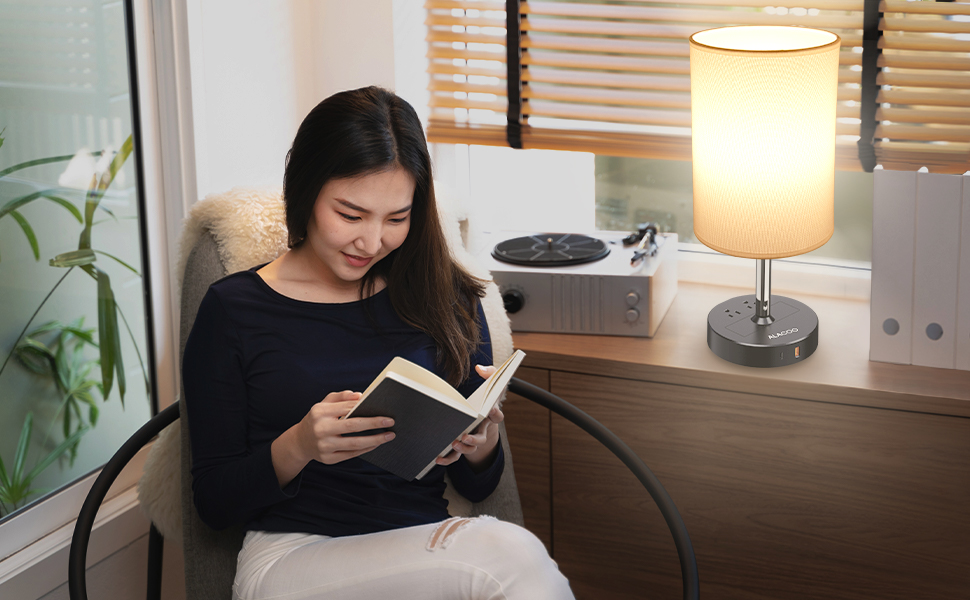 Prong AC Outlet Fast Charging Ports