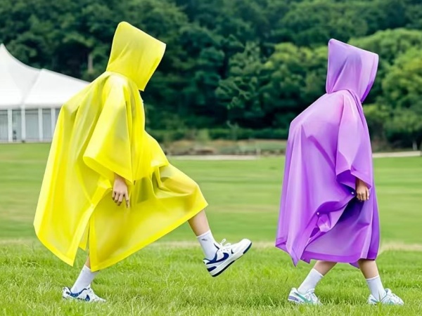 childrens raincoats ponchos rainjackets for Boys and Girls