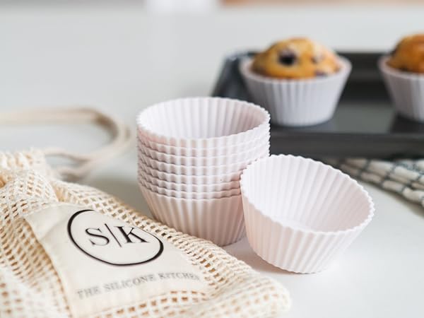 Designer white silicone baking cups