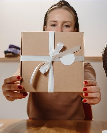 https://m.media-amazon.com/images/S/aplus-media-library-service-media/7e5b15ce-d282-4f97-ad04-813408155b91.__CR82,0,542,678_PT0_SX362_V1___.png