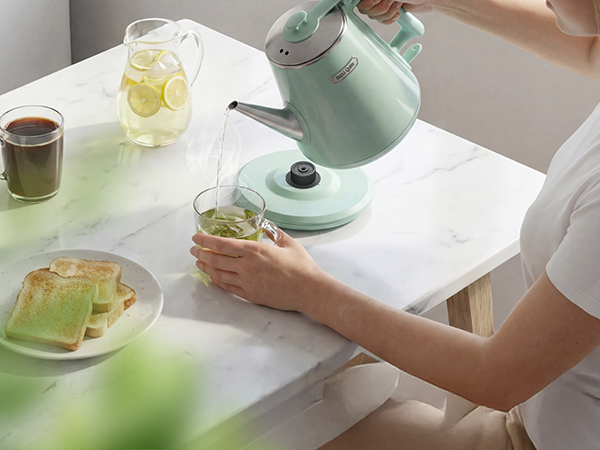 Hazel Quinn 1L Electric Kettle - Mint Green