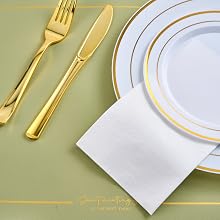 paper napkins