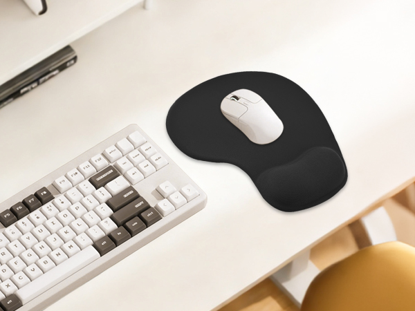Mouse Pad with Wrist Rest Support