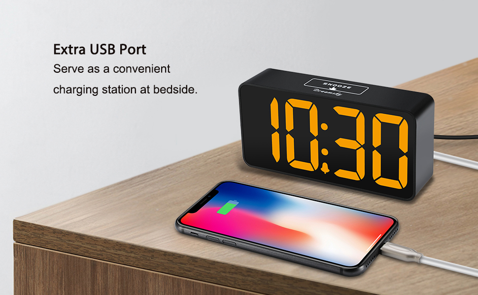 digital clock with usb charging port