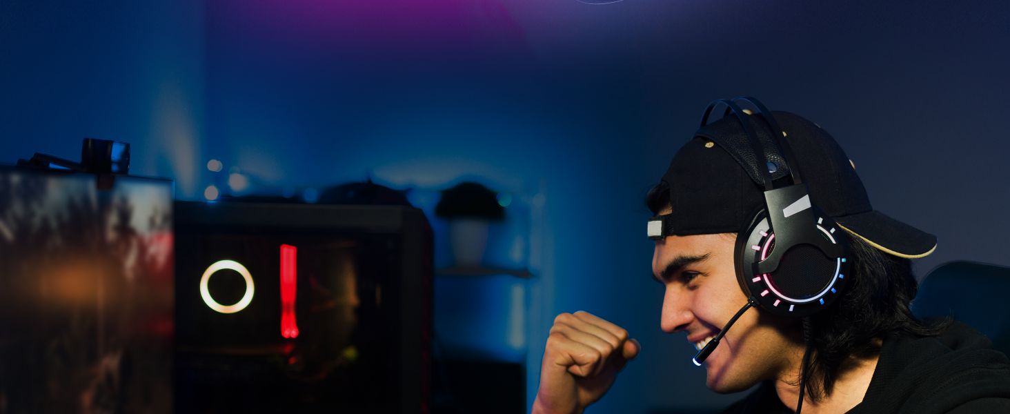 Can't hear you i am gaming neon sign
