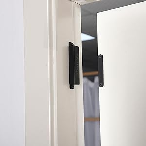 closet door magnet