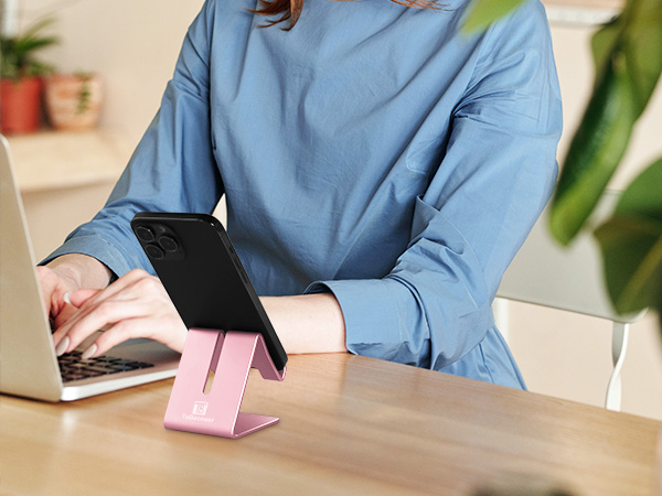 ToBeoneer cell phone stand holder for desk rose gold