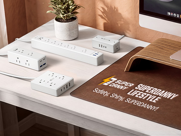 SUPERDANNY POWER STRIP