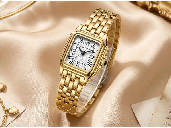 women watch CH1501