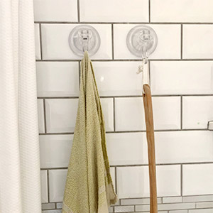 Bathroom suction cup hooks with towel loofah robe