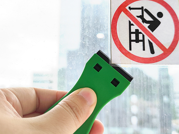 scraper plastic